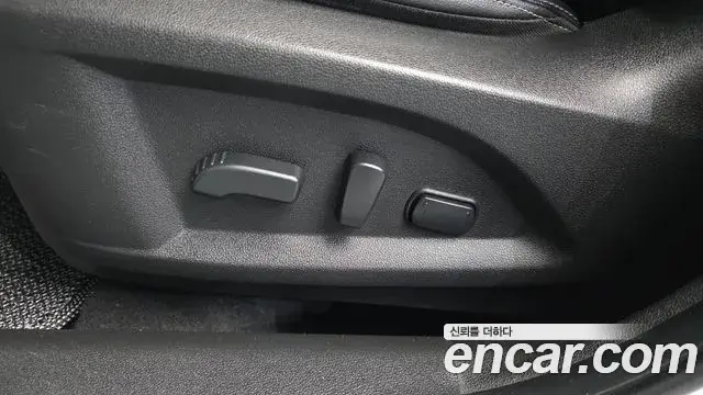 Renault Samsung QM6 2018 — ფოტო 2/36