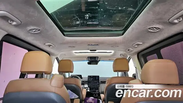 Hyundai Staria 2021 — Фото 19/20