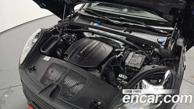 Porsche Macan 2019 — Şəkil 10/32