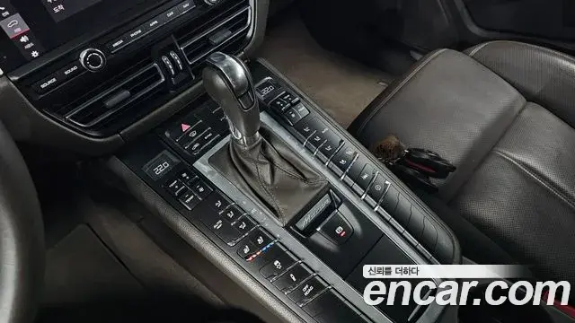 Porsche Macan 2019 — Şəkil 3/32