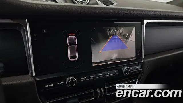 Porsche Macan 2019 — Şəkil 20/32