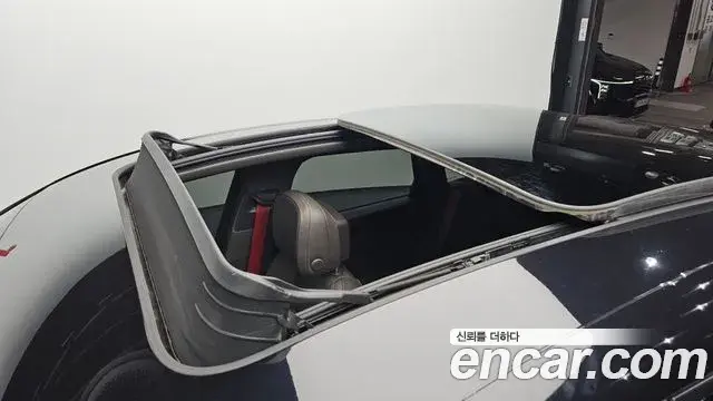 Porsche Macan 2019 — Şəkil 9/32
