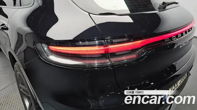 Porsche Macan 2019 — Şəkil 4/32