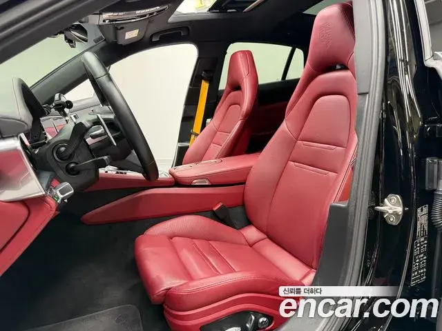 Porsche Panamera 2021 — Photo 10/20