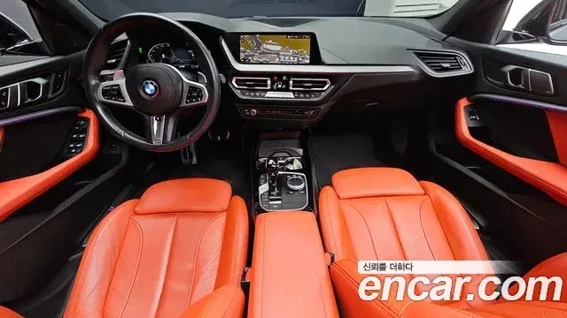 BMW 1 Series 2022 — Photo 2/36