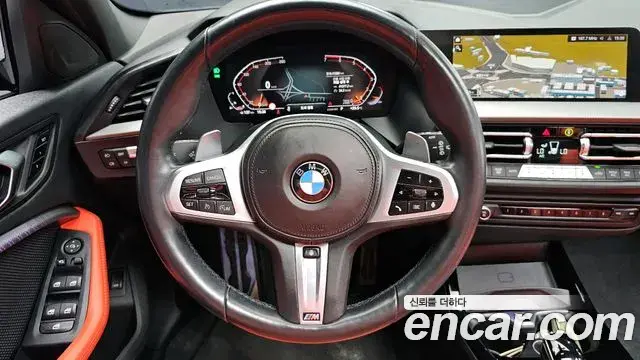 BMW 1 Series 2022 — Photo 20/36