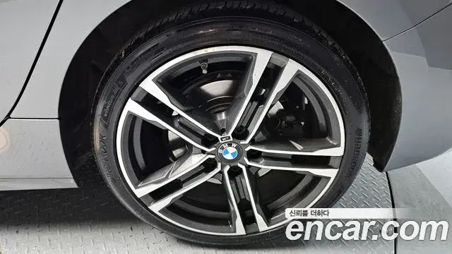 BMW 1 Series 2022 — Photo 25/36