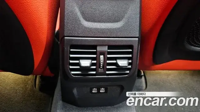 BMW 1 Series 2022 — Photo 17/36