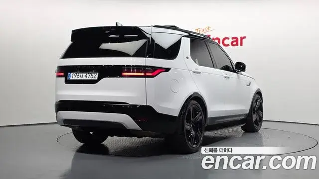Land Rover Discovery 5 2024 — Şəkil 10/20