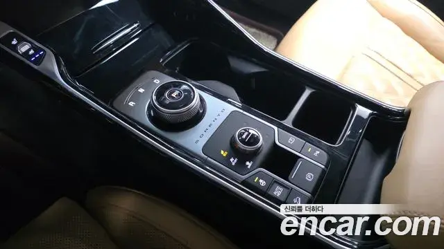Kia Sorento 2020 — Photo 8/20