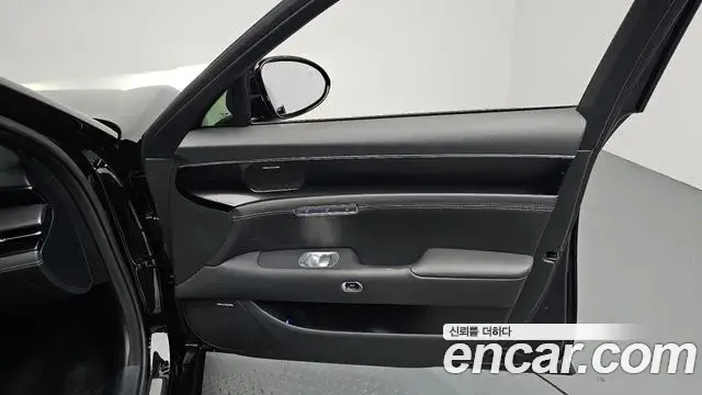 Genesis G90 2024 — Şəkil 8/36