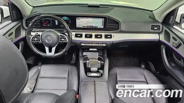 Mercedes-Benz GLE-Class 2020 — Photo 4/20