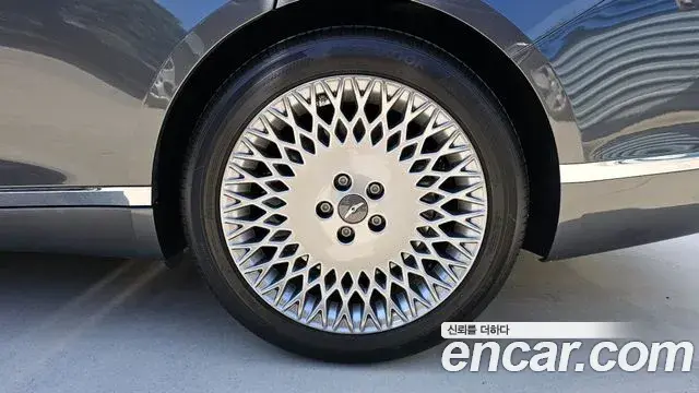 Genesis G80 2020 — ფოტო 15/35