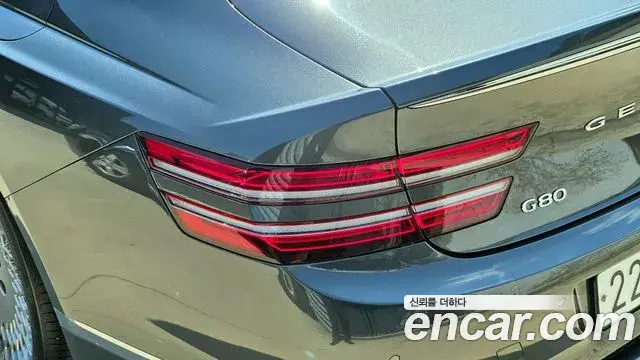 Genesis G80 2020 — ფოტო 25/35