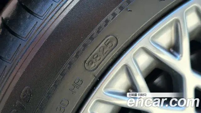 Genesis G80 2020 — ფოტო 9/35