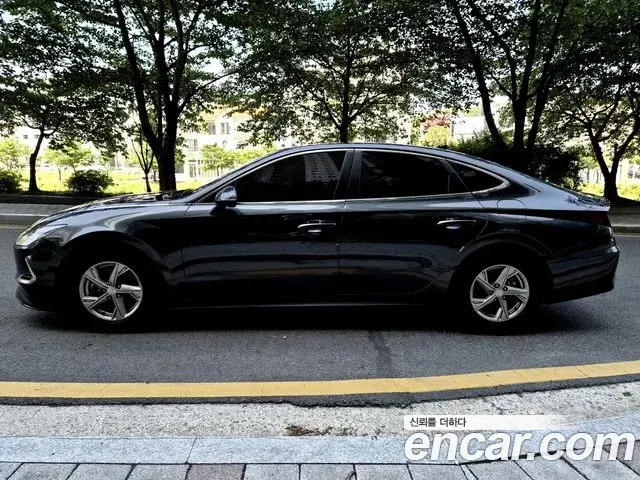 Hyundai Sonata 2020 — Фото 7/20