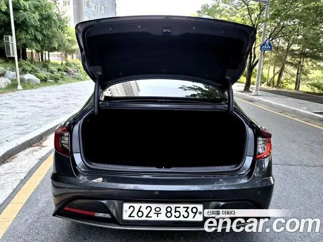 Hyundai Sonata 2020 — Фото 8/20