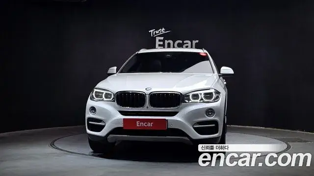 BMW X6 2018 — Фото 3/20