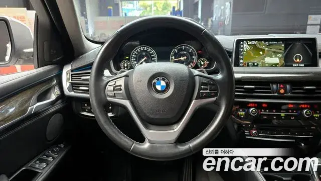 BMW X6 2018 — Фото 13/20