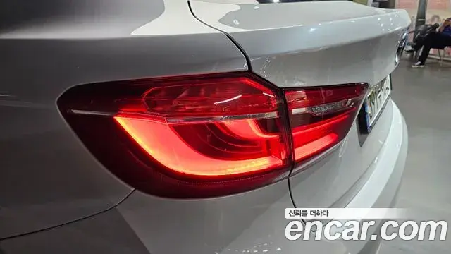 BMW X6 2018 — Şəkil 7/29