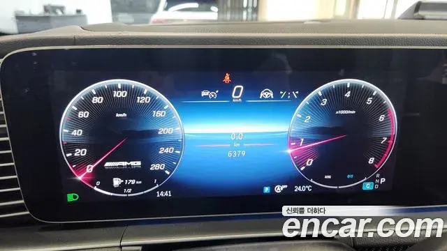 Mercedes-Benz GLE-Class 2025 — Photo 1/20