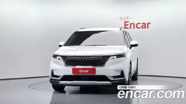 Kia Carnival 2022 — Фото 3/20