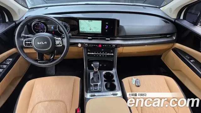Kia Carnival 2022 — Фото 7/20