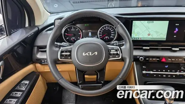 Kia Carnival 2022 — Фото 13/20