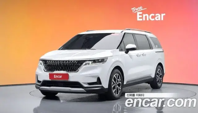 Kia Carnival 2022 — Фото 1/20
