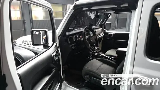 Jeep Wrangler 2020 — Фото 10/20