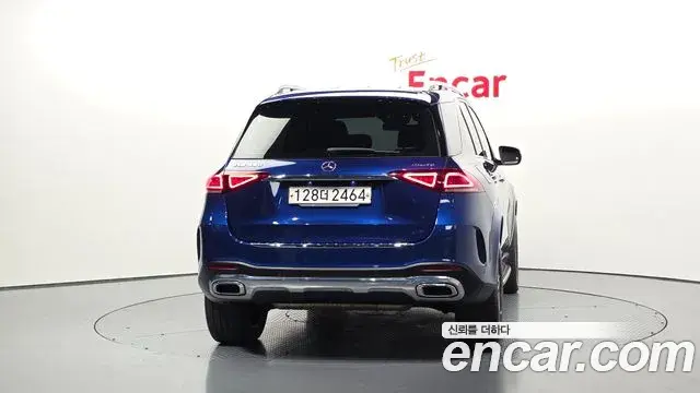 Mercedes-Benz GLE-Class 2019 — Фото 4/20