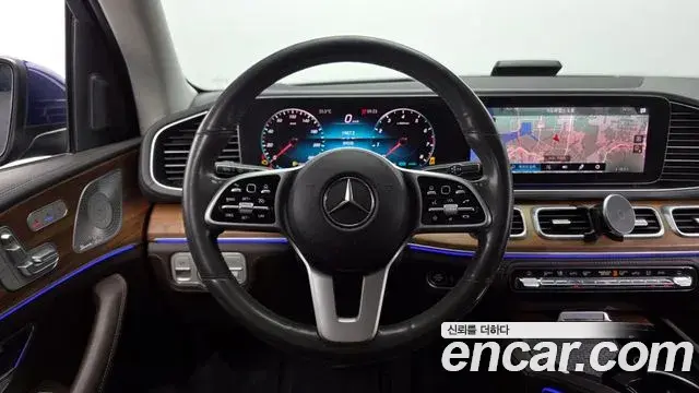 Mercedes-Benz GLE-Class 2019 — Фото 13/20