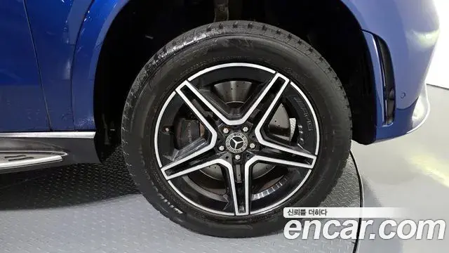 Mercedes-Benz GLE-Class 2019 — Şəkil 31/31