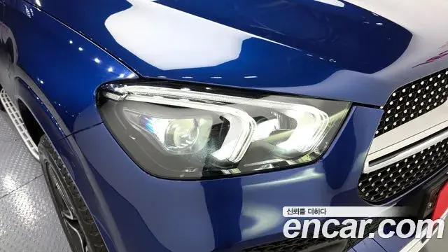 Mercedes-Benz GLE-Class 2019 — Şəkil 8/31