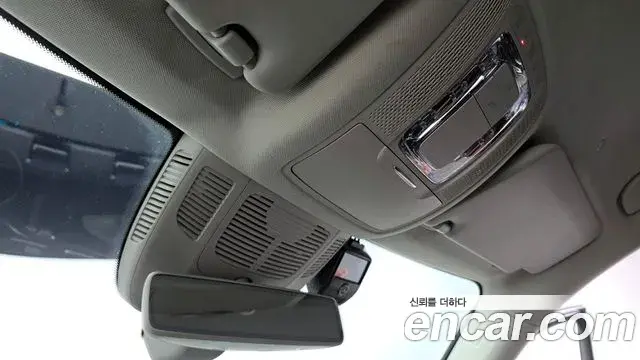 Mercedes-Benz GLE-Class 2019 — Şəkil 16/31