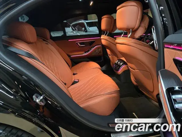 Mercedes-Benz S-Class 2025 — ფოტო 17/20