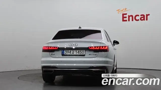 Audi A4 2022 — ფოტო 19/31