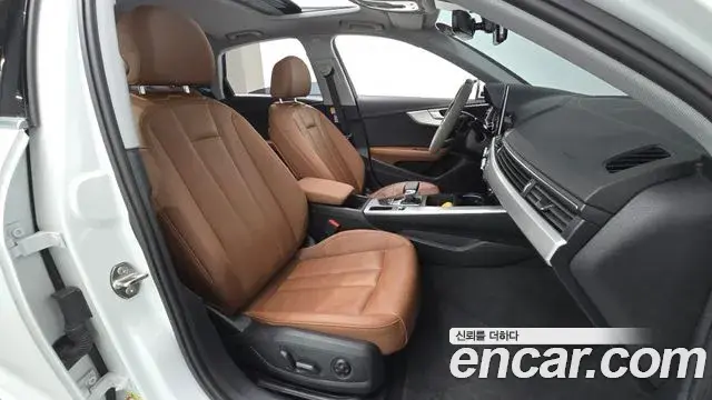 Audi A4 2022 — ფოტო 28/31