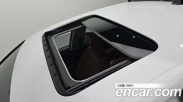 Audi A4 2022 — ფოტო 23/31