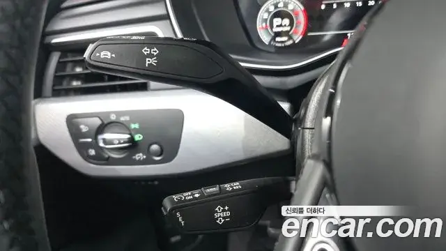 Audi A4 2022 — ფოტო 29/31