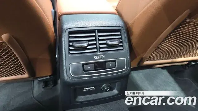 Audi A4 2022 — ფოტო 15/31