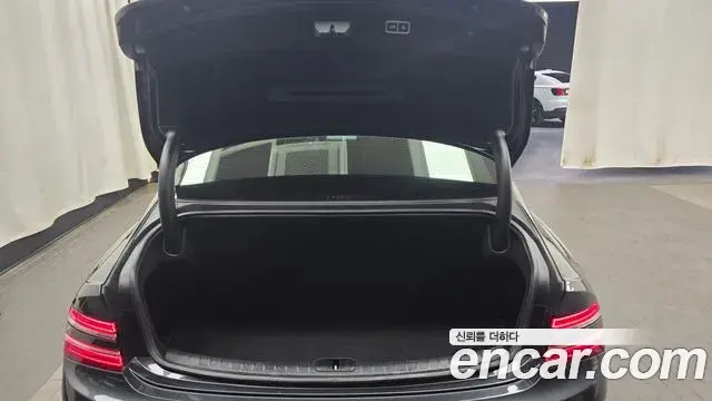 Genesis G80 2021 — ფოტო 18/20
