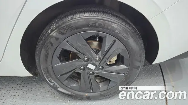 Hyundai The New Avante Hybrid 2022 — Şəkil 4/33