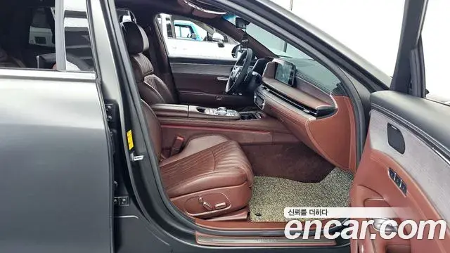Genesis G90 2023 — ფოტო 30/41