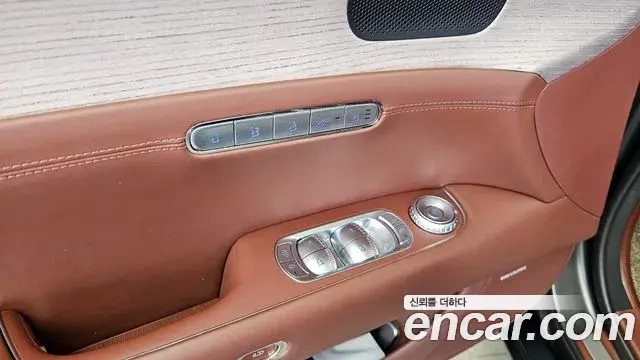 Genesis G90 2023 — ფოტო 14/41