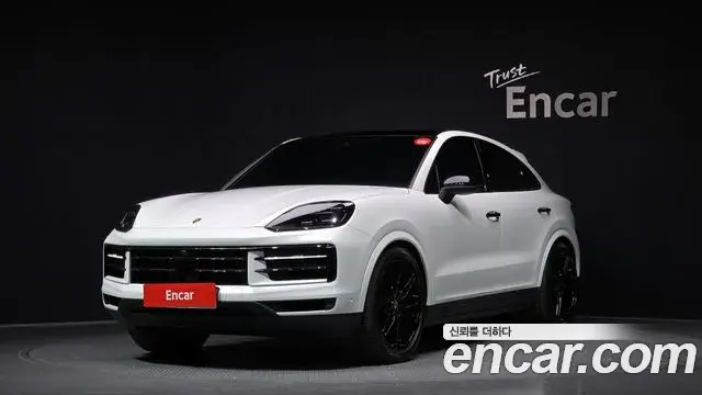 Porsche Cayenne 2023 — Фото 1/20