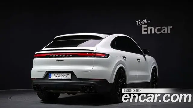 Porsche Cayenne 2023 — Фото 2/20