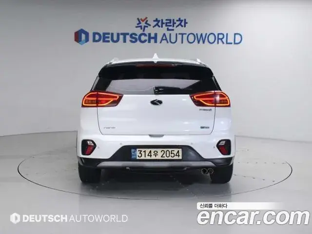 Kia Niro 2019 — Şəkil 18/20