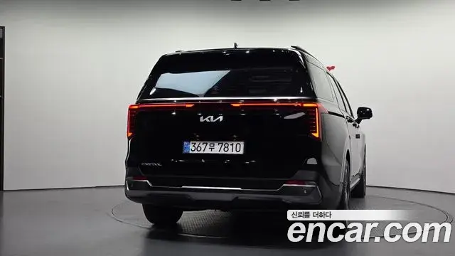 Kia Carnival 2024 — Şəkil 16/20