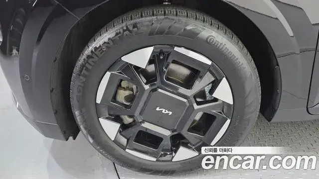 Kia Carnival 2024 — Şəkil 13/20